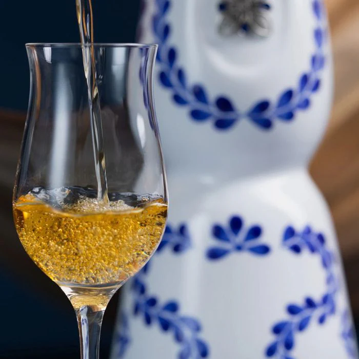 Tequila Clase Azul Reposado 750 mL - Image 3