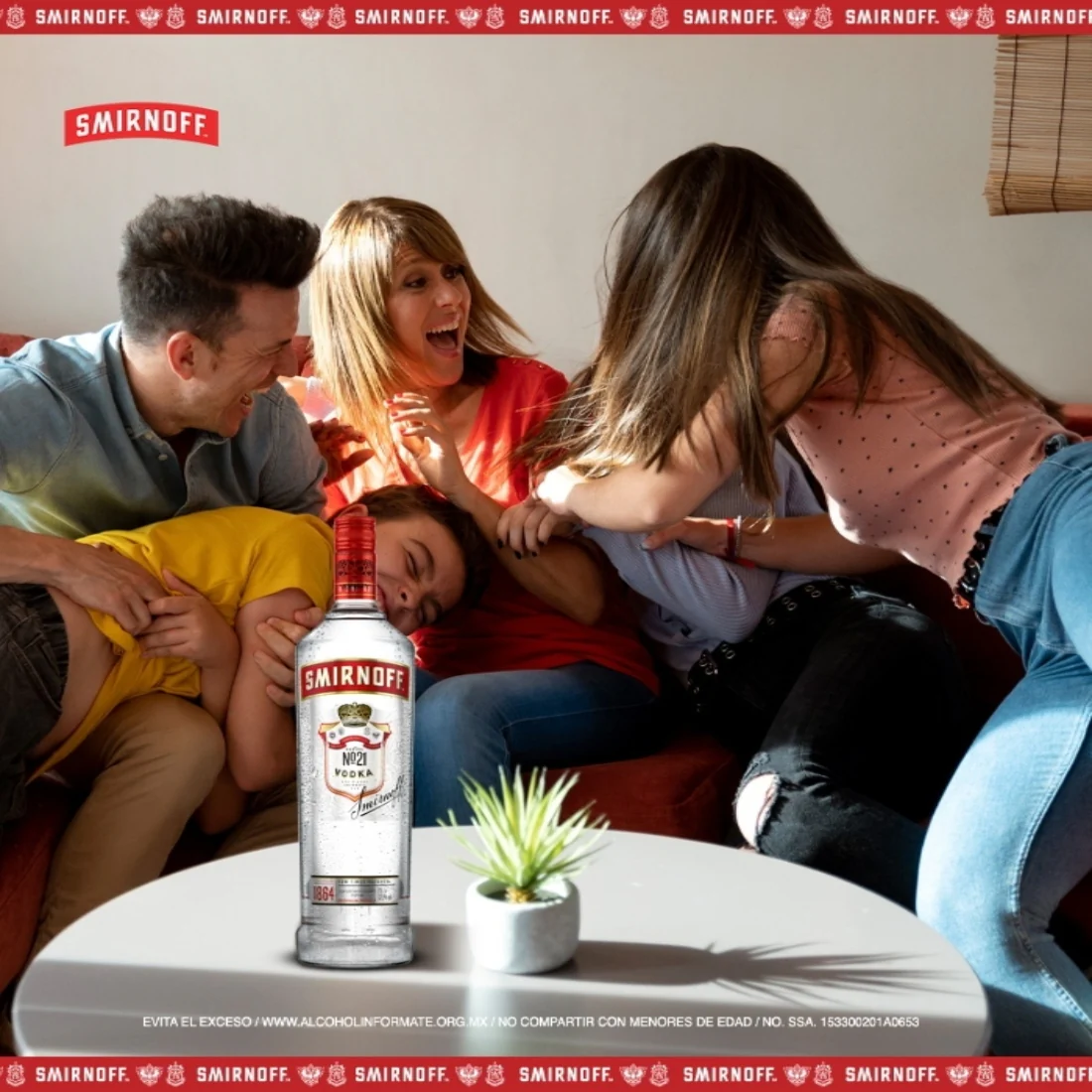 Vodka Smirnoff N°21 1 L (OFERTA EXCLUSIVA EN LÍNEA) - Image 4
